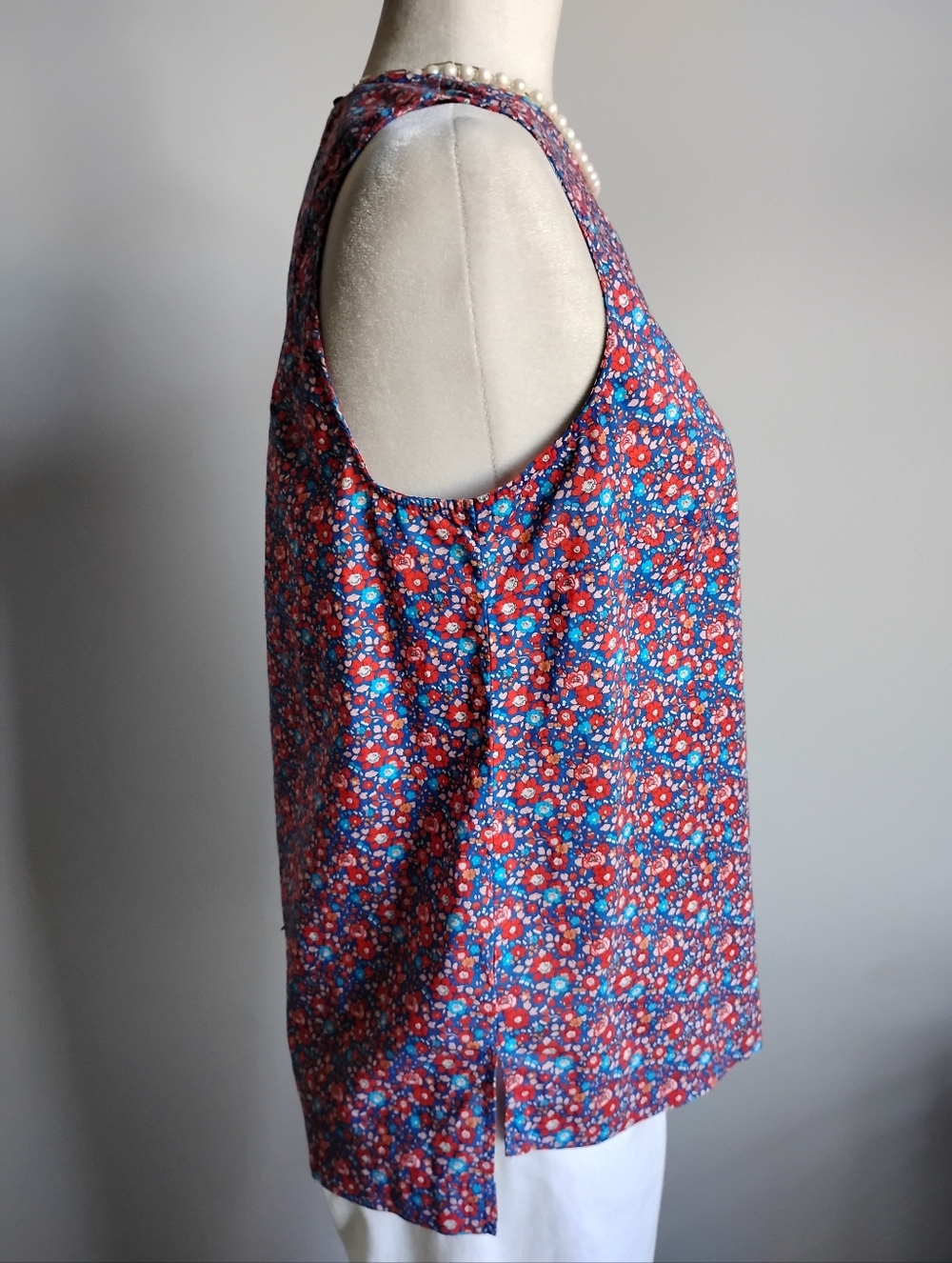 J. Crew Liberty Art Fabric Betsy Ann Blouse Red Blue Floral Cottagecore Size - Picture 9 of 13